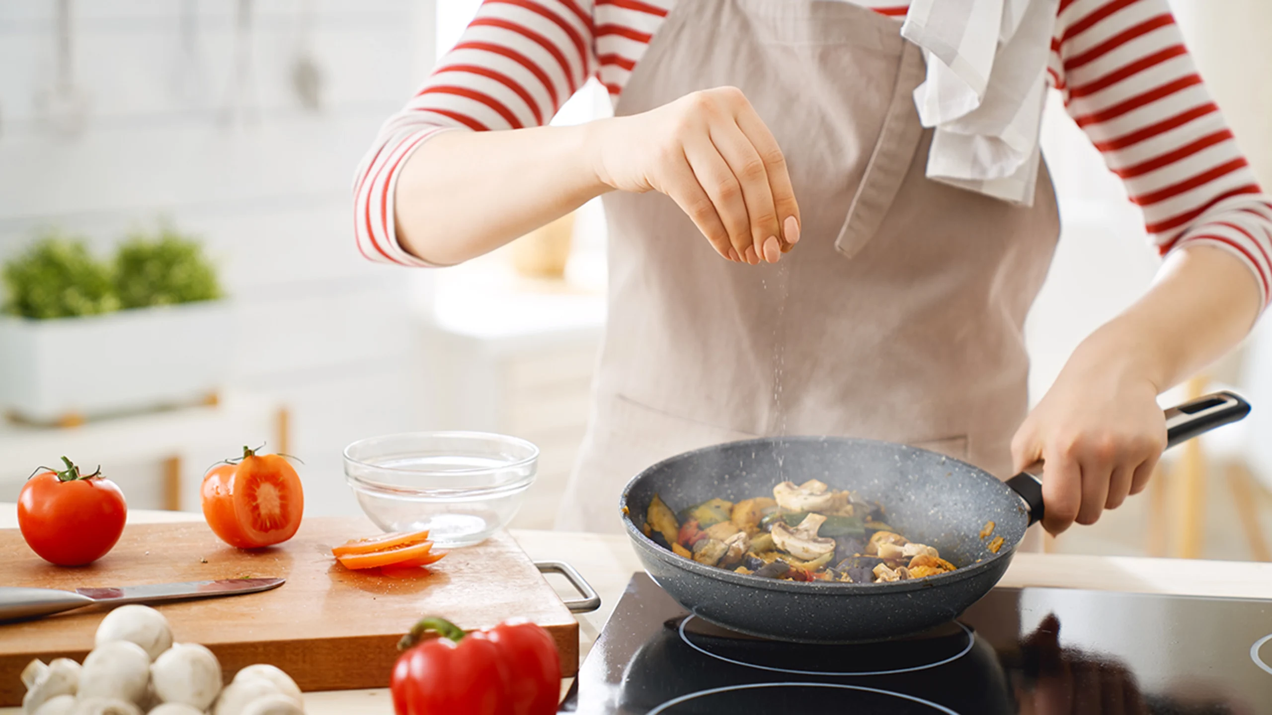 Zero-Waste Cooking Tips: Sustainable Meal Prep for Home Chefs
