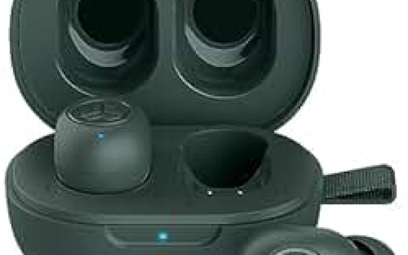Best Wireless Earbuds Under $100 in Canada (2025) – Budget Picks That Don’t Suck!